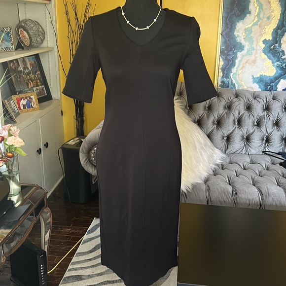 CABI Claire Ponte Dress Sheath Short Sleeve 2 Black Zip Midi, zip up back/split - Picture 2 of 9